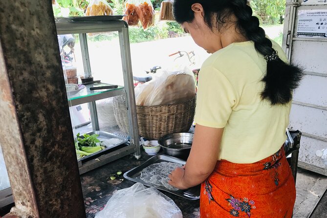 Morning village tour Livelihood tour with Local Product discover - The optional visit to Wat Samrong Knong