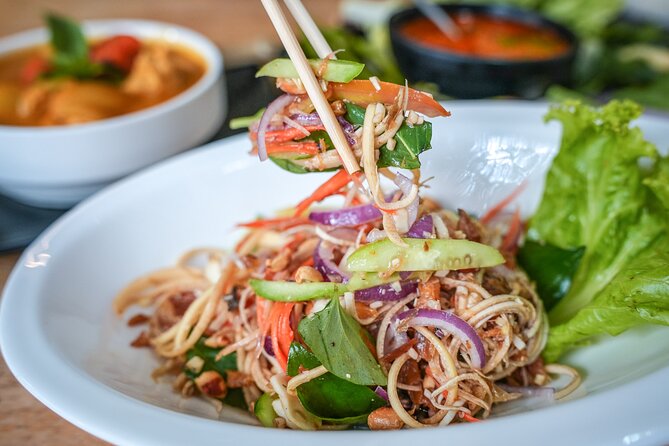 Old Siem Reap Sunset Food Tour by Tuk-tuk - Who should book this experience
