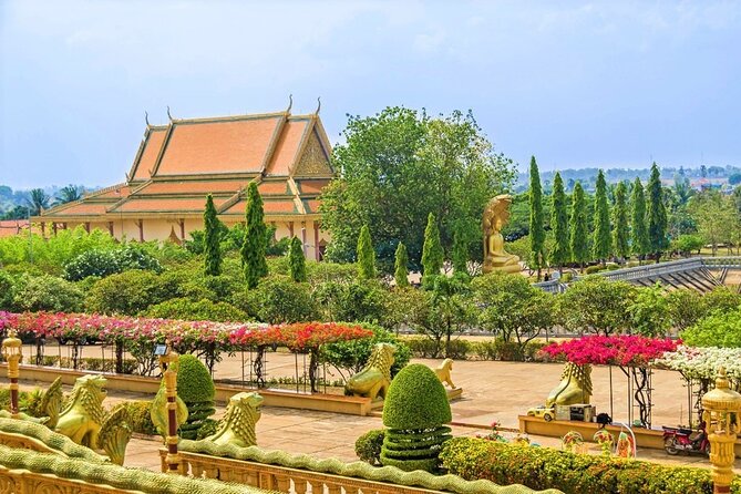 Oudong Mountain & Phnom Baset Private Tours from Phnom Penh - Along the Tonle Sap River, where craft becomes the attraction