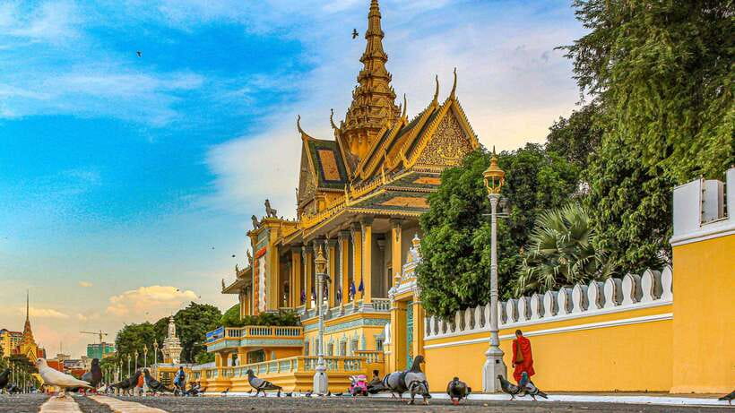 Oudong Mountain & Phnom Baset Private Tours from Phnom Penh - Who will enjoy this private day most?
