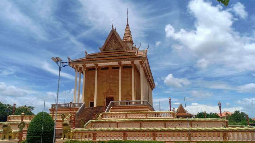 Oudong Mountain - Phnom Penh Former Capital Private Day Tour - Why Oudong makes a strong day trip from Phnom Penh