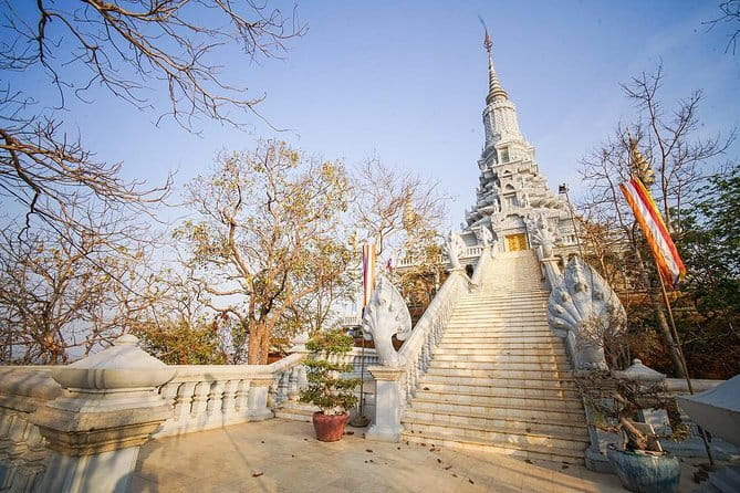 Oudong Temples & Phnom Prasith Private Tour from Phnom Penh - Oudong, Cambodia’s royal capital from 1618 to 1866