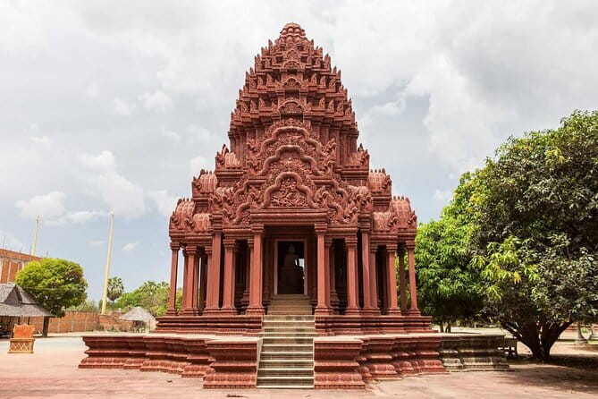 Oudong Temples & Phnom Prasith Private Tour from Phnom Penh - What the $139 price includes
