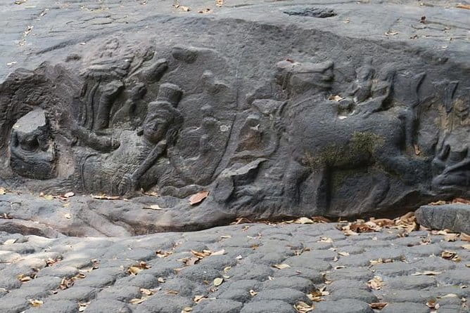 Personalised Angkor Wat Sunrise Off-the-Beaten Track Tour - Ta Nei, the quieter jungle ruin