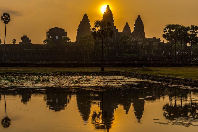 Personalised Angkor Wat Sunrise Tour by an air-conditioned car - Why the 5:00 am start is worth it