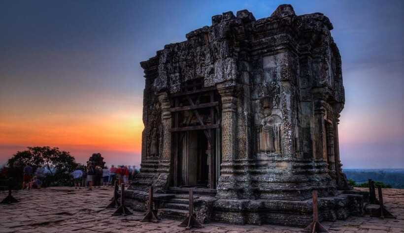 Phnom Bakheng Sunset Tour, Pre Rup, Neak Pean, Preah Khan - Who will get the most from this route