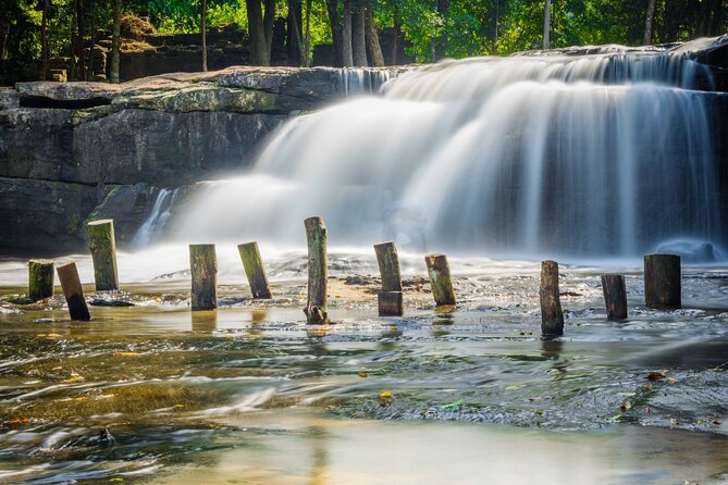 Phnom Kulen Waterfall National Park from Siem Reap - The local market and palm sugar stop