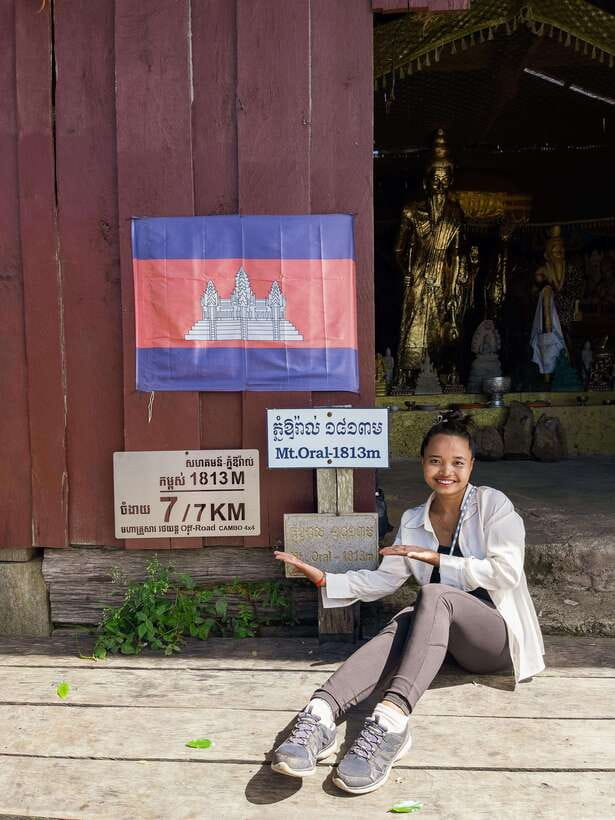 Phnom Penh: 2-Day Aural Mountains Hiking Adventure - Lunch, descent, and the long ride home