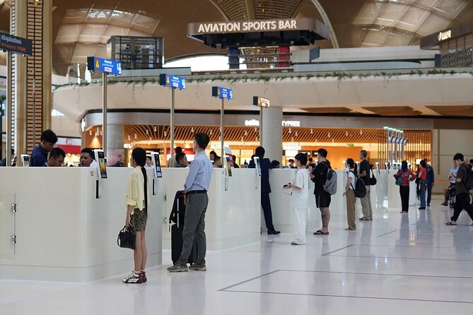 Phnom Penh Airport (KTI) Private Hotel Pickup or Drop-off - Why $35 can be good value for three people