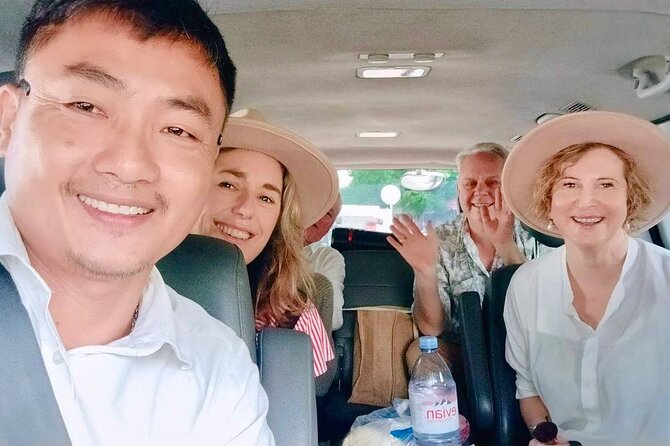 Phnom Penh Airport (KTI) to Siem Reap, Safe Reliable Taxi Driver - The driver’s role and English communication