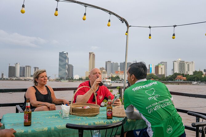 Phnom Penh Bike & Boat Sunset Tour / E-Bike Available - Key points to know before booking