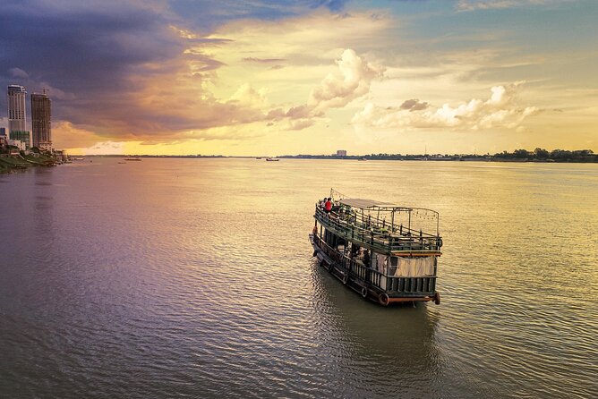 Phnom Penh Bike & Boat Sunset Tour / E-Bike Available - Why Mekong Island makes a better bike ride than central Phnom Penh