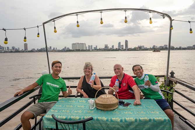 Phnom Penh Bike & Boat Sunset Tour / E-Bike Available - Cycling toward Koh Oknha Tei