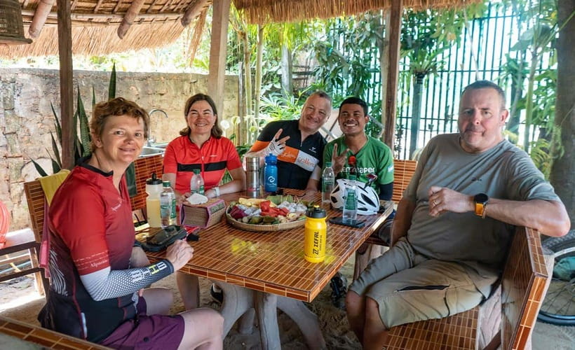 Phnom Penh: Bike & Boat Tour / E-Bike Available - Practical tips for a smoother ride