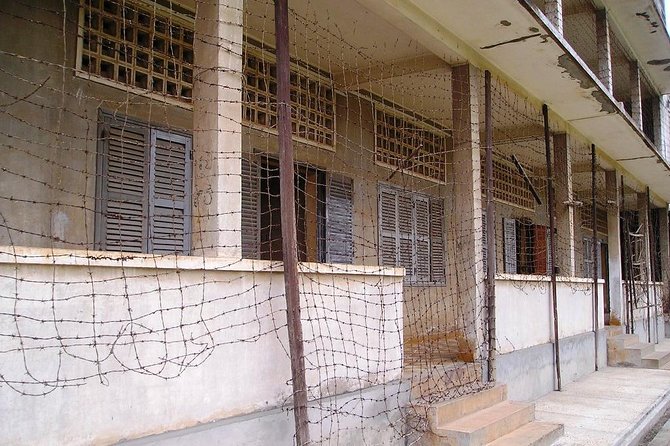 Phnom Penh City Tour, Silver Pagoda, Genocide Museum, Killing Fields - The Royal Palace and Silver Pagoda