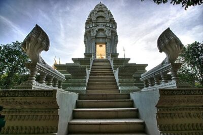 Phnom Penh City Tour, Silver Pagoda, Genocide Museum, Killing Fields