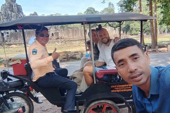 Phnom Penh Full Day Private Tour By Tuk Tuk or Taxi Car - National Museum’s centuries of Khmer art