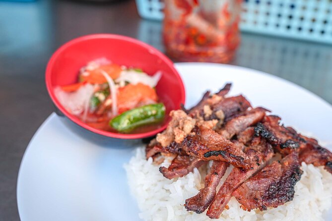Phnom Penh Morning Market & Food Tour by Tuktuk - Includes All Food & Drinks! - Starting at 8:30 with Phnom Penh breakfast