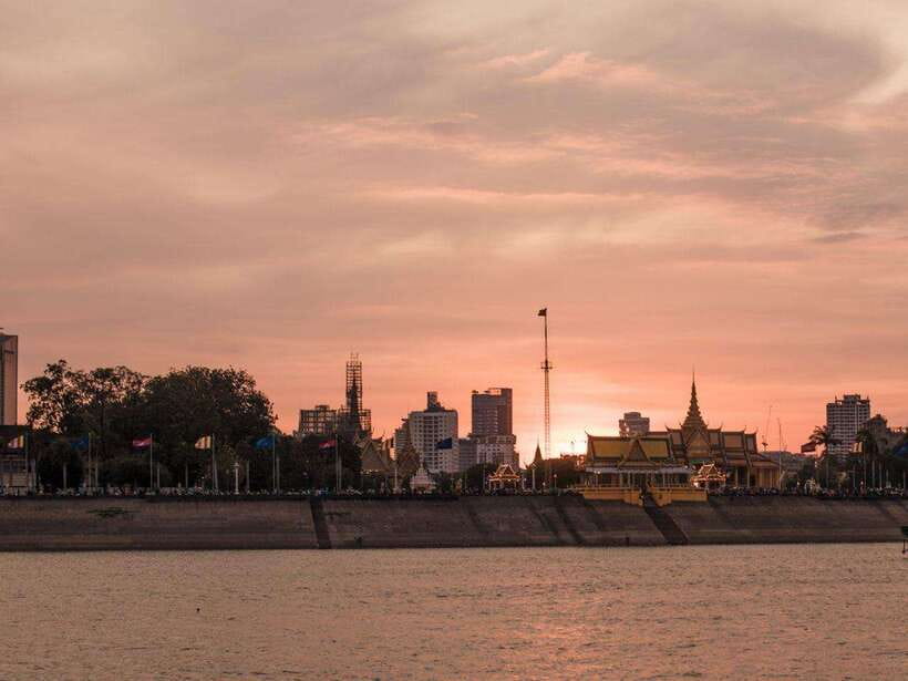 Phnom Penh: Sunset Cruise on Kanika Boat - Starting at Kanika Boat near the Himawari Hotel