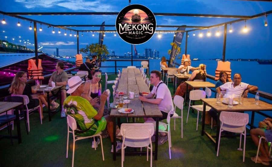 Phnom Penh: Sunset Cruise with Unlimited Beers & BBQ Buffet - Why this short cruise works so well at sunset