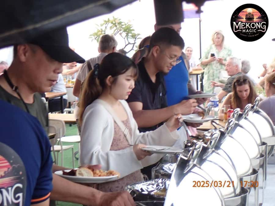 Phnom Penh: Sunset Cruise with Unlimited Beers & BBQ Buffet - The tuk-tuk pickup from 4:15 to 4:30pm
