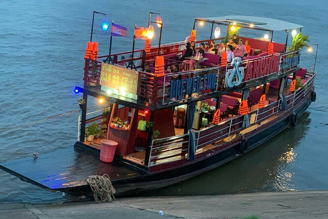 Phnom Penh to Siem Reap Cruise/road tour or Siem Reap/Phnom Penh - Starting at 7:30 am with hotel pickup