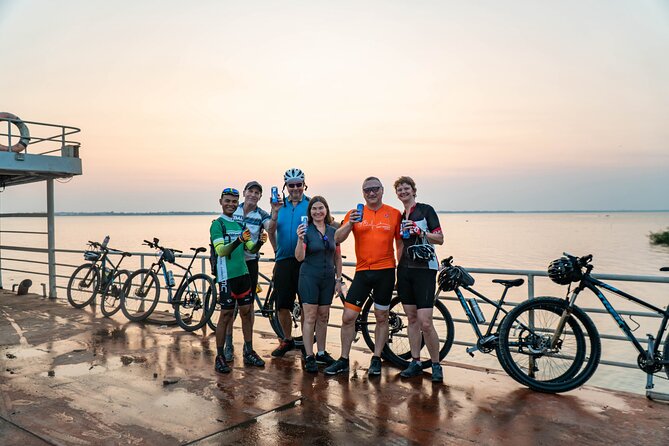 Phnom Penh to Silk Island Sunset Bike Tour/ E-Bike or Tuk Tuk - Leaving Phnom Penh at 3 pm