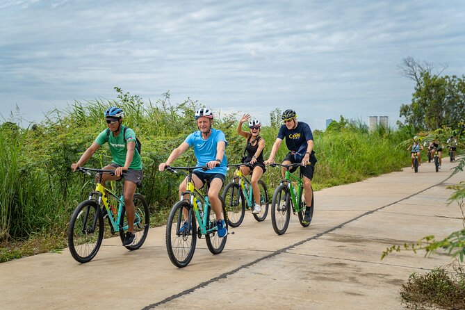 Phnom Penh to Silk Island Sunset Bike Tour/ E-Bike or Tuk Tuk - What the $39 price really covers