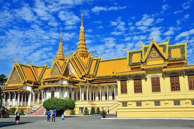 Phnom Penh Vital Discovery-Full Day Tour (Including all services) - Why this is a useful first day in Phnom Penh