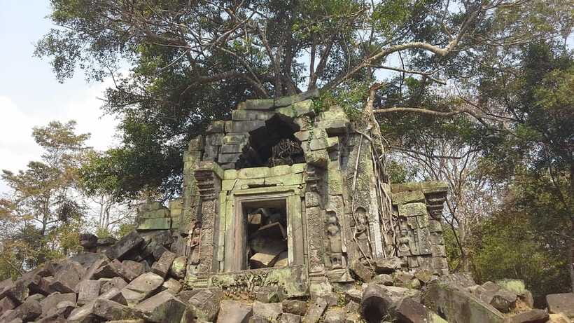 Prasat Thom, Koh Ker Group & Beng Mealea Full-Day Tour - How the private guide can shape the day