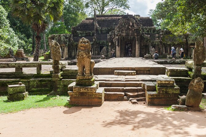 Preah Khan, Neak Pean and Pre-Rup Private Tour - Ta Som is small, quiet, and easy to remember