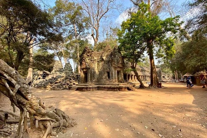Preah Khan, Ta Prohm, Bayon Off Beaten Track - Ta Prohm: the atmospheric centerpiece