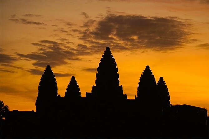 Private Angkor Sunrise Bayon Ta Prohm Bonteay Srie Vip Tour - Ta Nie gives the morning a quiet pause