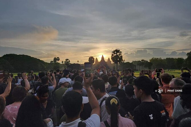 Private Angkor Sunrise Guided Tour - Why the 5 a.m. start matters at Angkor Wat