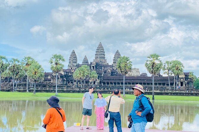 Private Angkor Wat and Lost Temple Jungle Tour - Ta Prohm: roots, ruins, and the Tomb Raider connection
