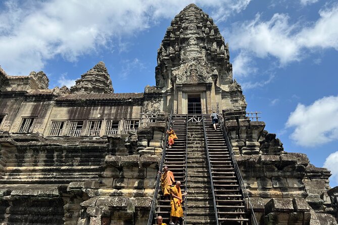 Private Angkor Wat Sunrise Tour with Lunch Included - Angkor Thom and the 108 figures at the south gate