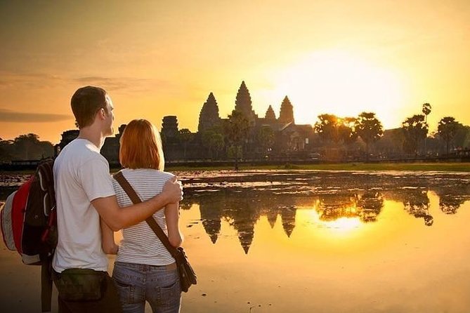 Private Angkor Wat Sunrise Tour - Angkor Wat before the crowds and heat