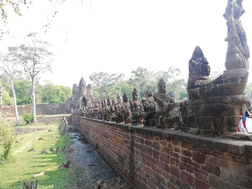 Private Angkor Wat Temple Tour - What to wear and what to leave behind