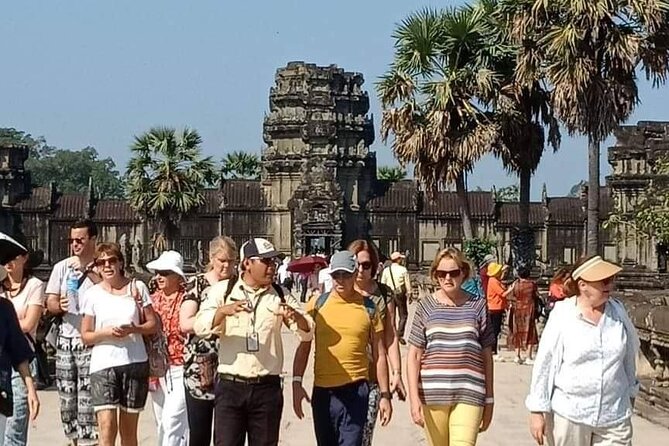 Private Banteay Srei and 4 Temples Guided Tour - What the private format changes