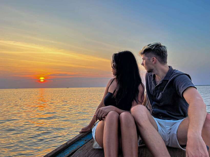 Private Beng Mealea and Floating Village Tour with Sunset - Who should book this tour