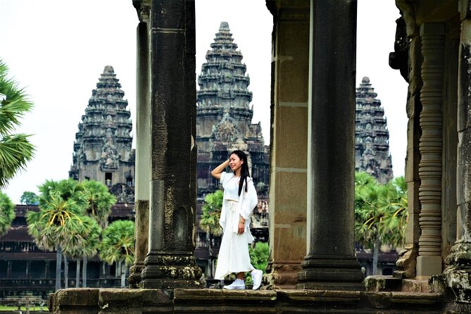 Private Cambodia 5 Days Tour from Siem Reap to Phnom Penh - Ta Nei and Ta Prohm, two very different temple visits
