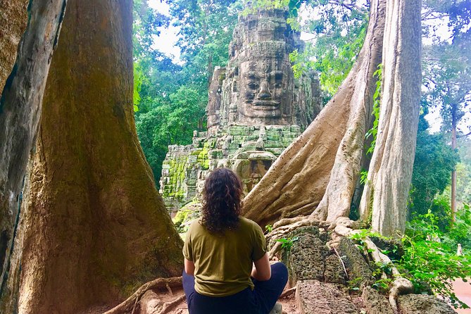Private Cambodia 5 Days Tour from Siem Reap to Phnom Penh - Two hours at Angkor Wat