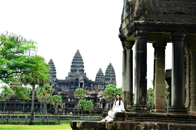 Private Cambodia 5 Days Tour from Siem Reap to Phnom Penh - Skun and the arrival in Phnom Penh