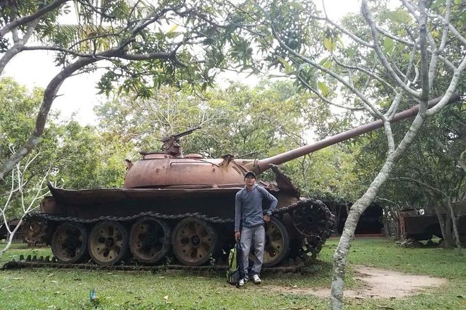 Private City Tour in Siem Reap - Wat Thmey and the killing field memorial
