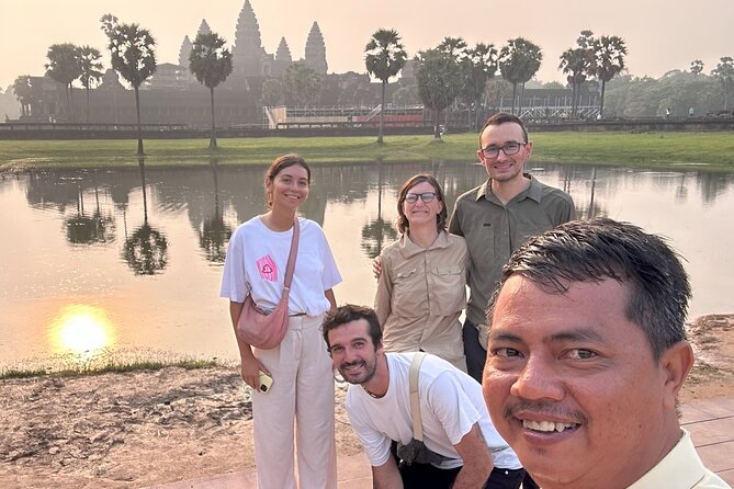 Private Day Trip to Angkor Temples with Expert Guide - Angkor Wat: Two Hours with Cambodia’s Great Temple