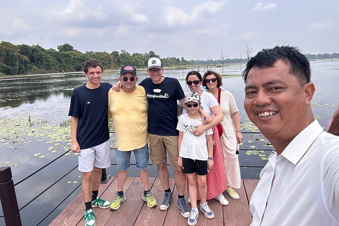 Private Day Trip to Angkor Temples with Expert Guide - The Minivan, Pickup, and Morning Pace