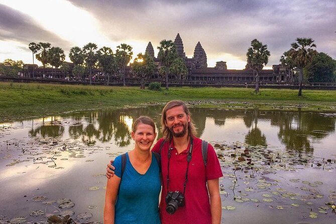 Private Guided Tours-Sunrise Angkor Wat, Ta Prohm, Bayon and more - Angkor Wat deserves the first long stop