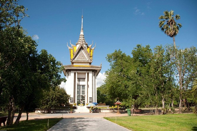 Private Half Day To Killing Field & S21 Genocidal Museum in Phnom Penh - What the $130 group price really buys