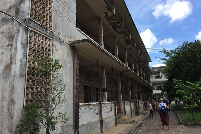 Private Half Day To Killing Field & S21 Genocidal Museum in Phnom Penh - Who will get the most from this tour