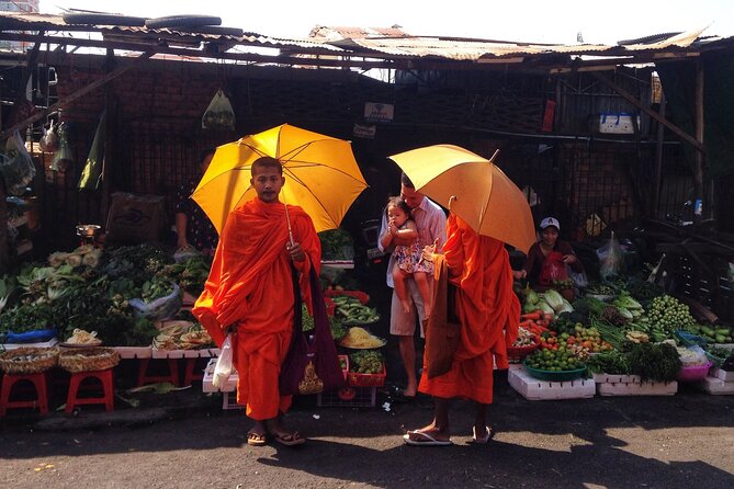 Private Half-Day Tour of Phnom Penh's Traditional Markets - What a private guide changes